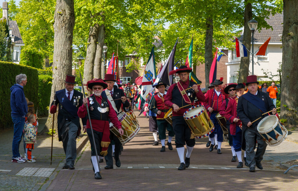 Koningsdag Vught - Raadhuis (13)