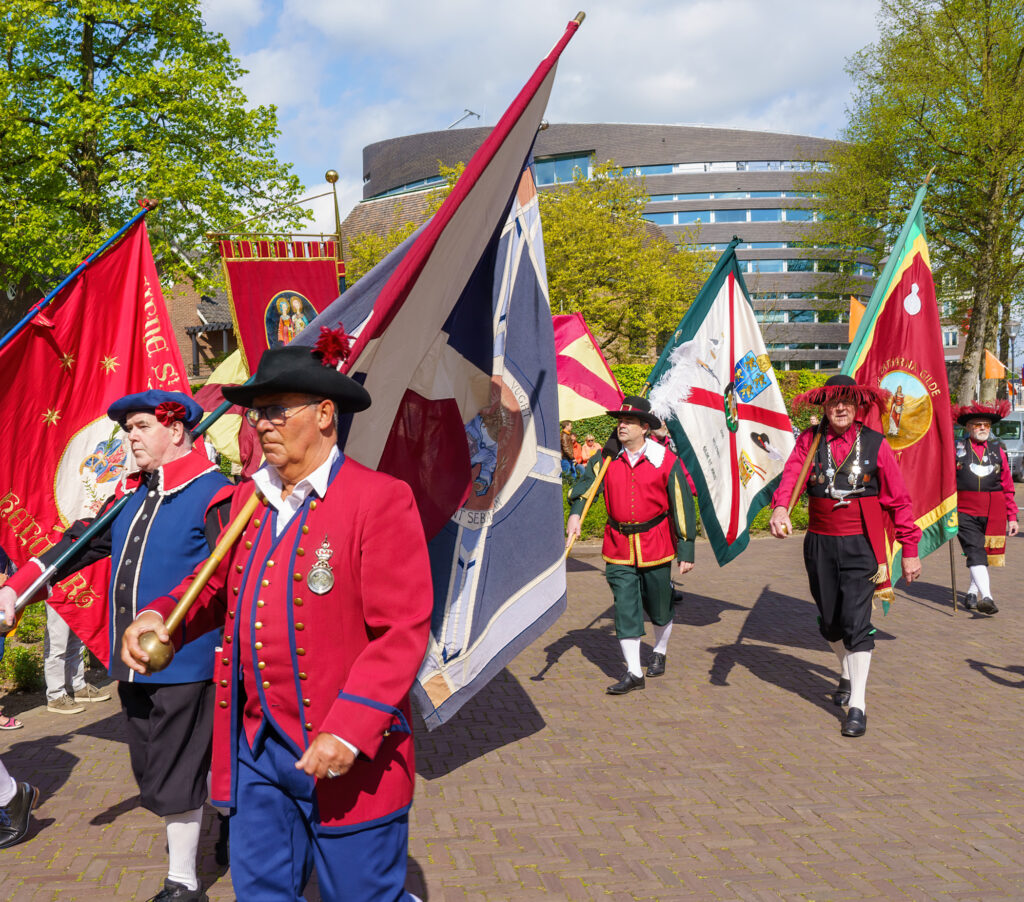 Koningsdag Vught - Raadhuis (14)