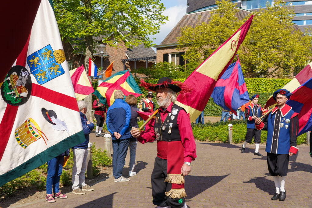 Koningsdag Vught - Raadhuis (16)