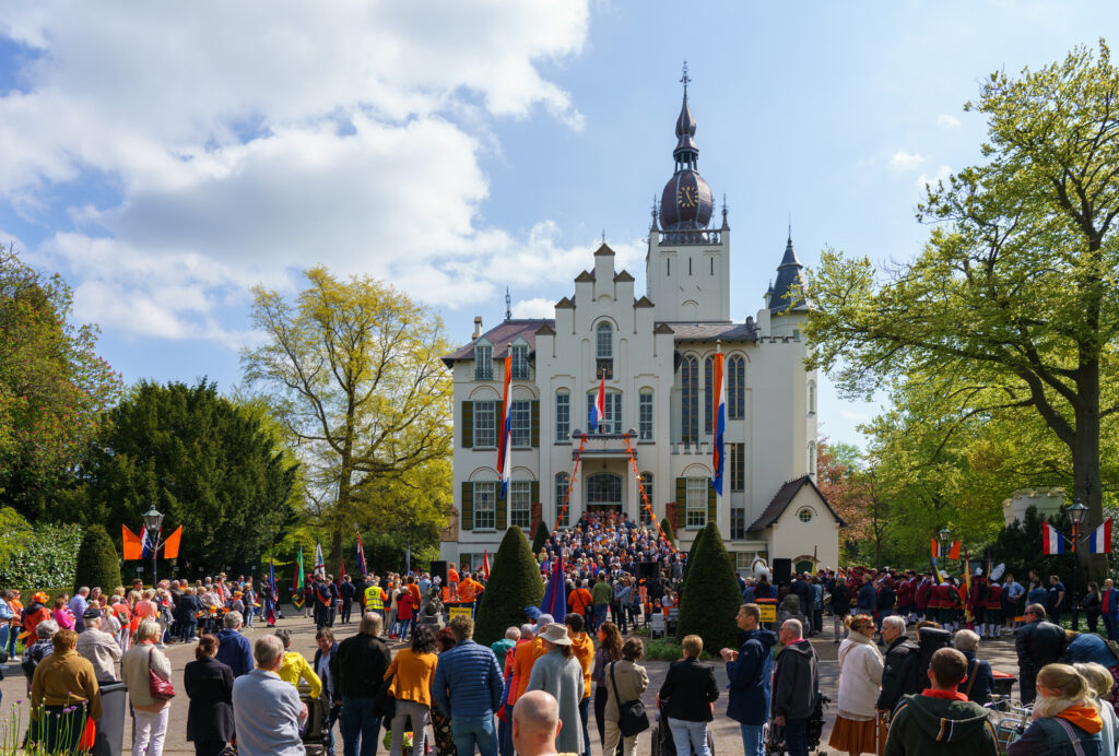 Koningsdag Vught - Raadhuis (29)