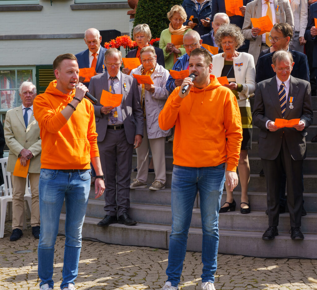 Koningsdag Vught - Raadhuis (36)