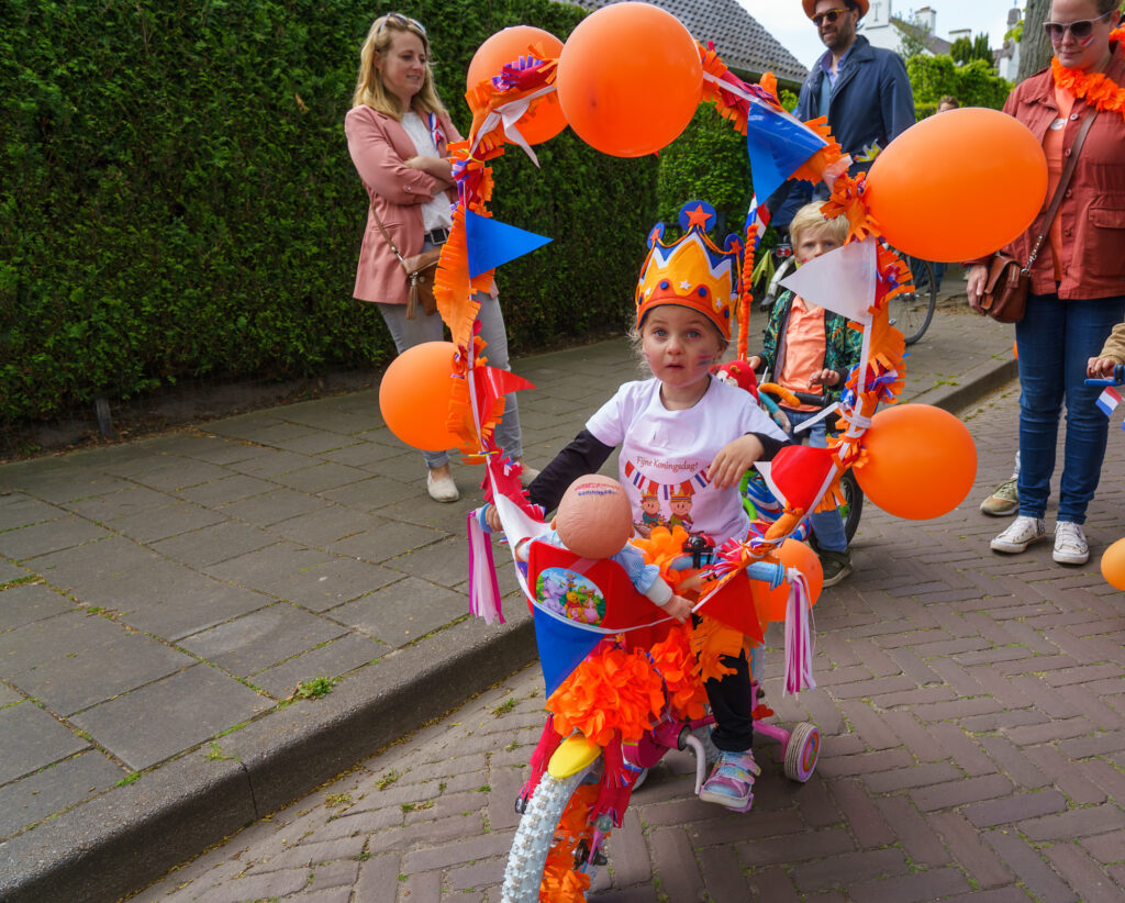 Koningsdag Vught - Raadhuis (54)