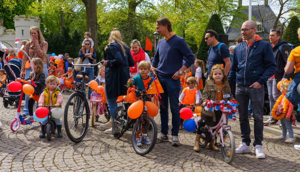 Koningsdag Vught - Raadhuis (65)