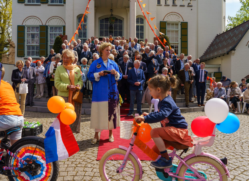 Koningsdag Vught - Raadhuis (66)