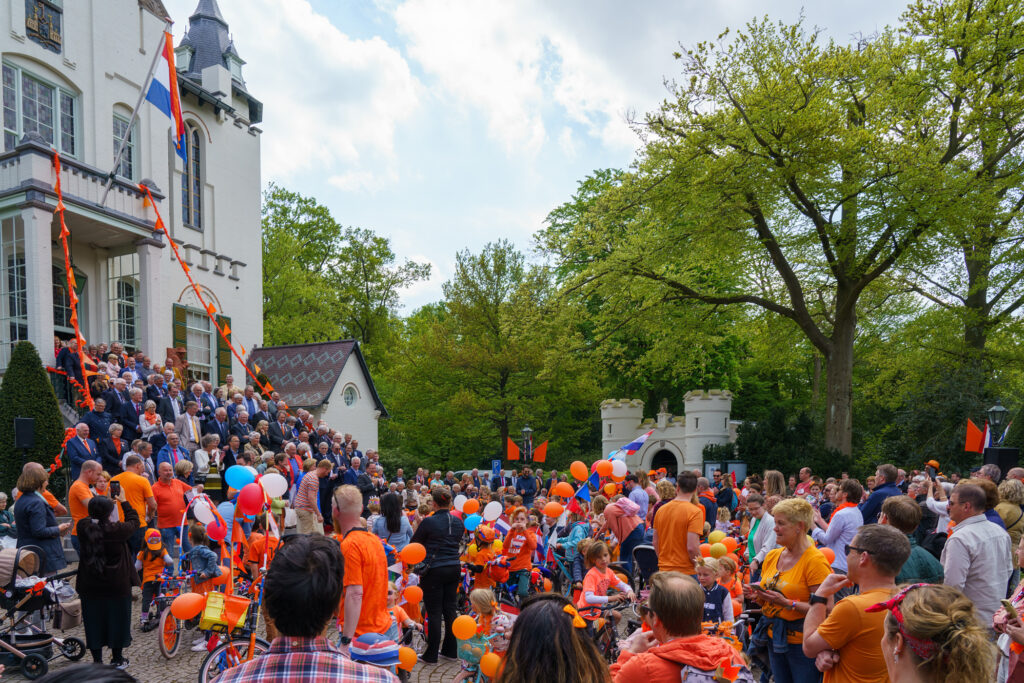 Koningsdag Vught - Raadhuis (69)