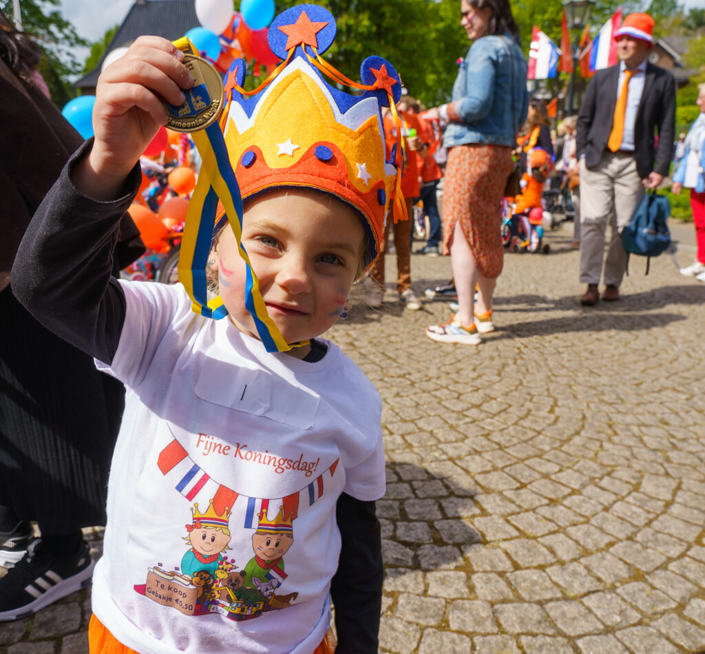 Koningsdag Vught - Raadhuis (78)