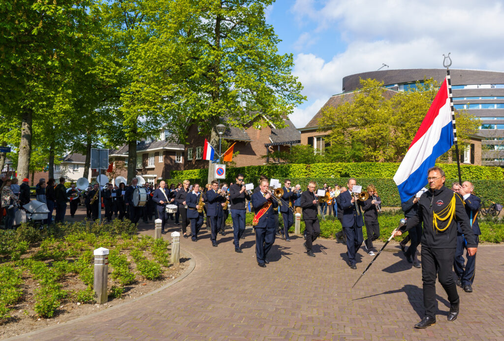 Koningsdag Vught - Raadhuis (9)